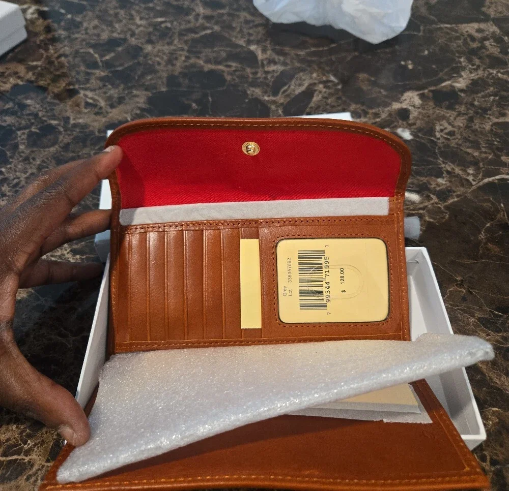 Dooney & Bourke classic dooney